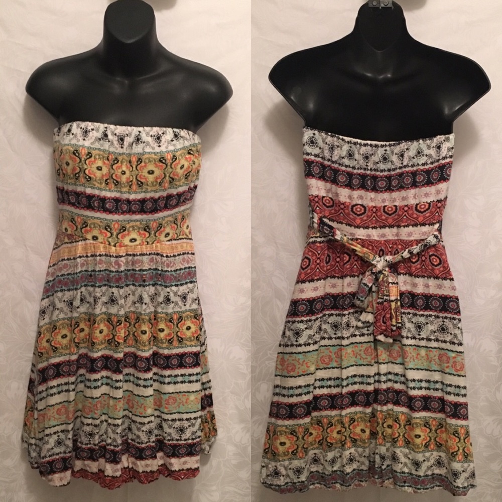 Strapless Patterned Dress - Picture 2 of 2
